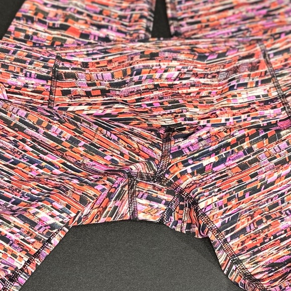 Lululemon Fast and Free Tight II 25" Nulux in Flash Pleat Orange Multi [1703] - Picture 6 of 9